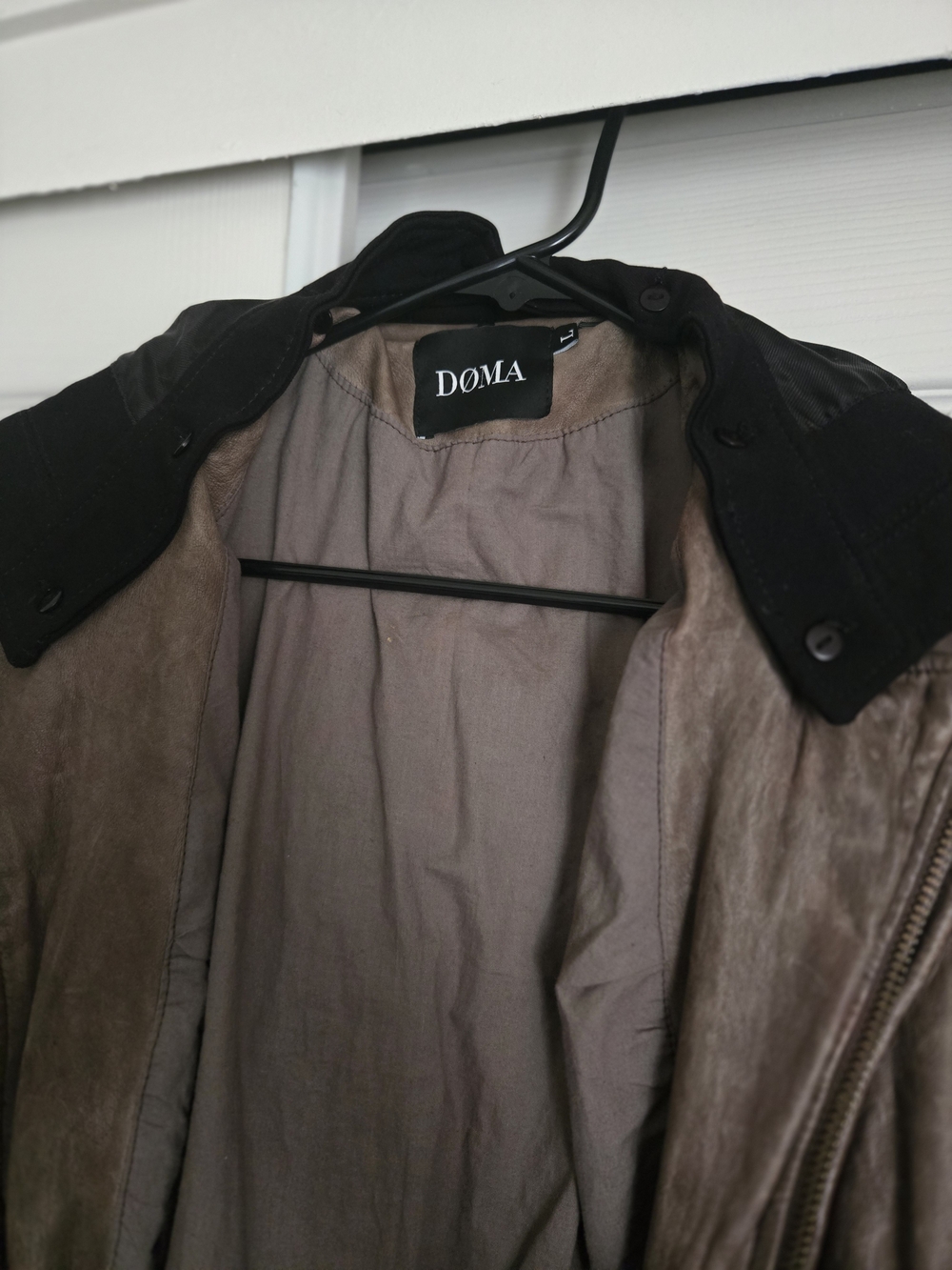 DOMA Women's Brown Leather Zip Jacket - Picture 10 of 11